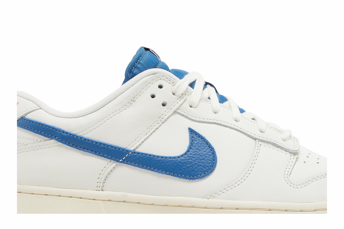 Nike Dunk Low SE 'Sail Dark Marina Blue'