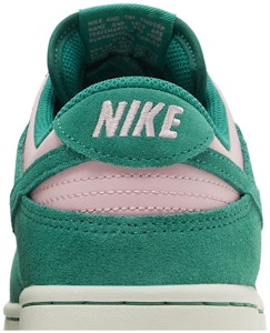 耐吉 Dunk Low SE '大師背後 9 系列' FZ0549-600 Sizing 耐吉 Dunk Low SE '大師背後 9 系列' FZ0549-600