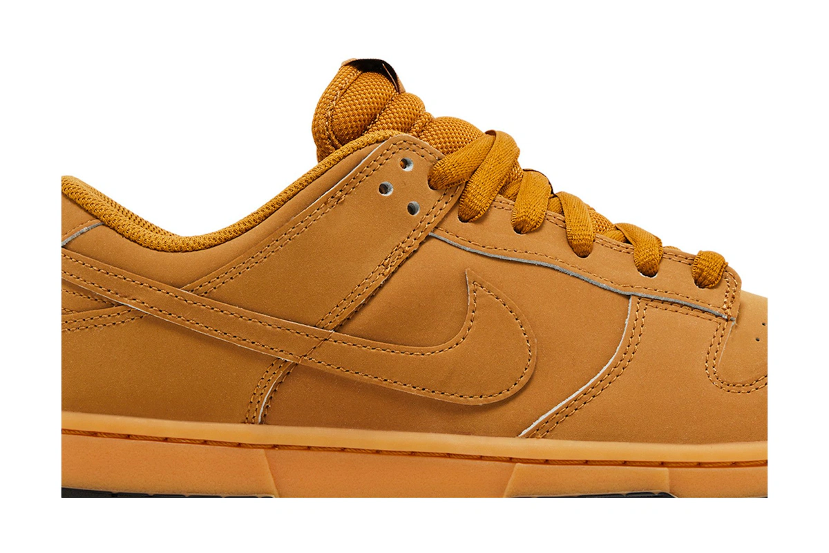 Nike Dunk Low SE 'Wheat'