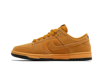 Nike Dunk Low SE 'Wheat'
