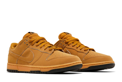 Nike Dunk Low SE 'Wheat'