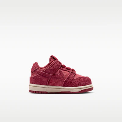 Nike Dunk Low SE Team Crimson/Team Crimson/Sand Drift/Team Crimson IB5723-600 Lookbook Nike Dunk Low SE Team Crimson/Team Crimson/Sand Drift/Team Crimson IB5723-600