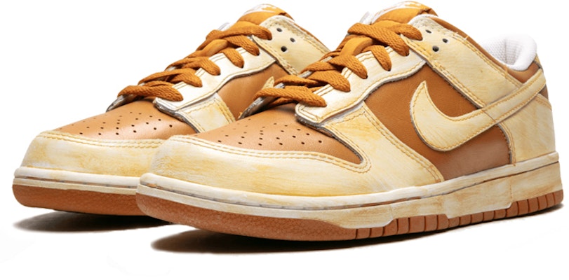 나이키 덩크 로우 빈티지 '다크 커리' 446242-701 Lookbook 나이키 덩크 로우 빈티지 '다크 커리' 446242-701