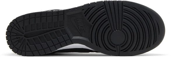 Shop Nike Dunk Mid 'Panda - Off Noir' en Negro y Blanco DV0830-001