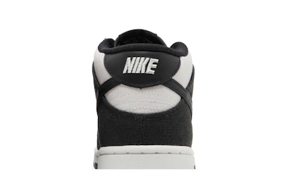 Nike Dunk Mid 'Panda' DV0830-102