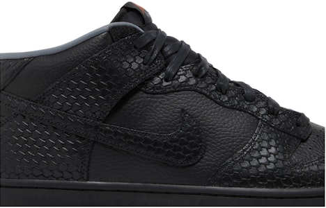 나이키 덩크 미드 프리미엄 '할로윈 - 전설의 기사' FQ8749-010 Order 나이키 덩크 미드 프리미엄 '할로윈 - 전설의 기사' FQ8749-010