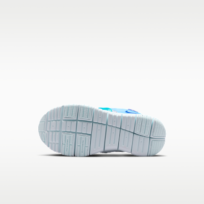 Order Nike Dynamo Free BR 2 Kids Sneakers Football Gray/Energy/Tropical Pink/Racer Blue IV0523-001