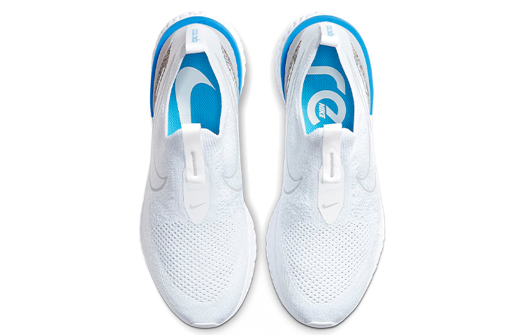 Shop Nike Epic React Flyknit 透氣輕便 低幫 跑步鞋 男款 白藍