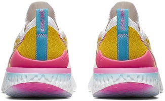 ナイキ エピック リアクト フライニット 2 白黒ピンク CI7583-100 Lookbook ナイキ エピック リアクト フライニット 2 白黒ピンク CI7583-100