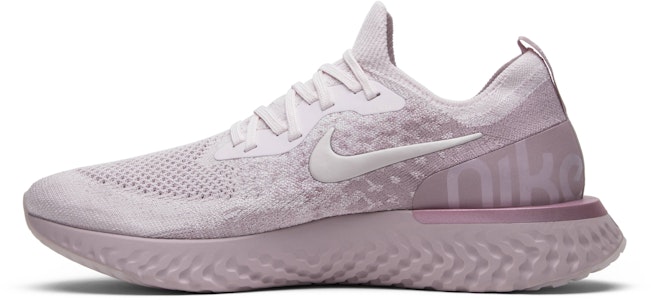 耐克Epic React Flyknit珍珠粉色 AQ0067-600 Lookbook 耐克Epic React Flyknit珍珠粉色 AQ0067-600