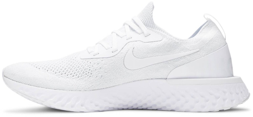 耐克 Epic React Flyknit 纯白色 AQ0067-102 Lookbook 耐克 Epic React Flyknit 纯白色 AQ0067-102