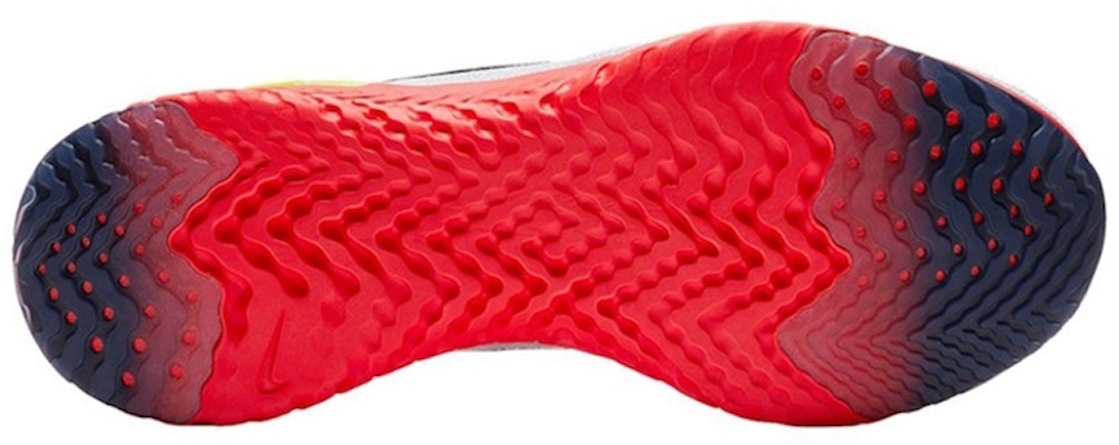 Kasut Nike Epic React Flyknit Putih Merah AQ0067-103 Lookbook Kasut Nike Epic React Flyknit Putih Merah AQ0067-103