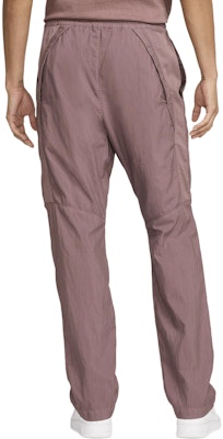 ナイキ エブリーステッチコンシダー スモークドパープル カジュアルストレートパンツ FQ0272-298 Lookbook ナイキ エブリーステッチコンシダー スモークドパープル カジュアルストレートパンツ FQ0272-298