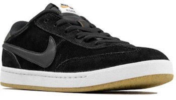 Nike FC Classic SB 'Hitam Putih Gum' 909096-001 Lookbook Nike FC Classic SB 'Hitam Putih Gum' 909096-001