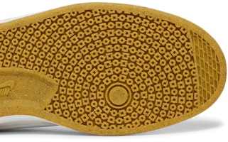 耐克FC标准SB '峰白树胶' CJ9961-100 Purchase 耐克FC标准SB '峰白树胶' CJ9961-100