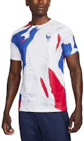 Nike FFF France World Cup Logo Graphic Soccer Training Tee White Mens DM9548-100 Nike FFF France World Cup Logo Graphic Soccer Training Tee White Mens DM9548-100