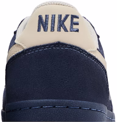 Nike 田野總司令藍色天然鞋款 IF0666-400 Sizing Nike 田野總司令藍色天然鞋款 IF0666-400