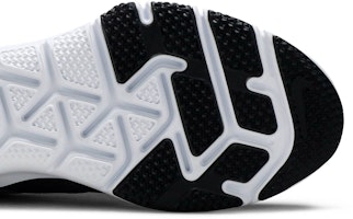 Nike Flex Control 2 黑與白 Purchase Nike Flex Control 2 黑與白