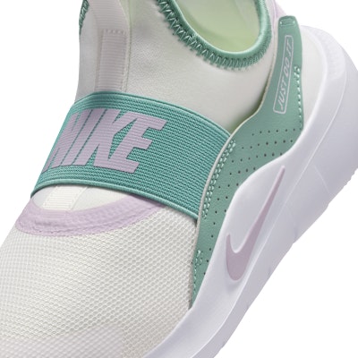 (Youth) Nike Flex Runner 4 Summit White/Cannon/Rock IF2893-101 Sizing (Youth) Nike Flex Runner 4 Summit White/Cannon/Rock IF2893-101