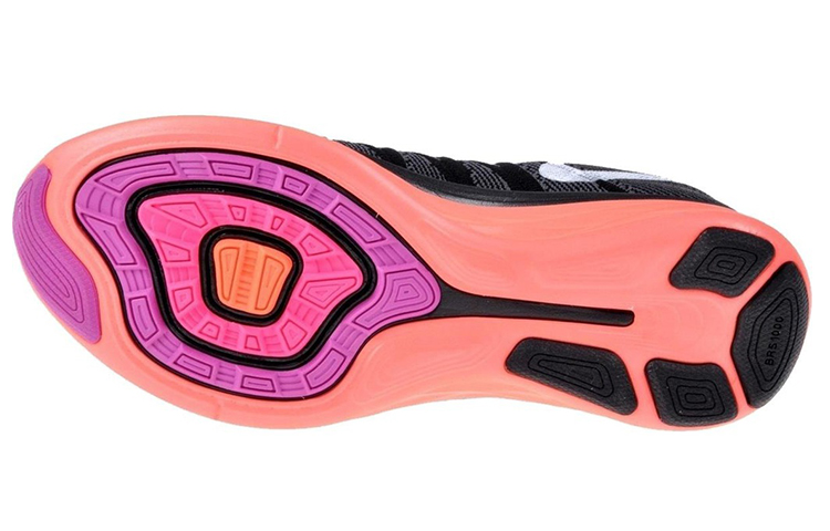 Lookbook Nike Flyknit Lunar 2 Low-Top Hitam/Ungu/Pink 620658-802