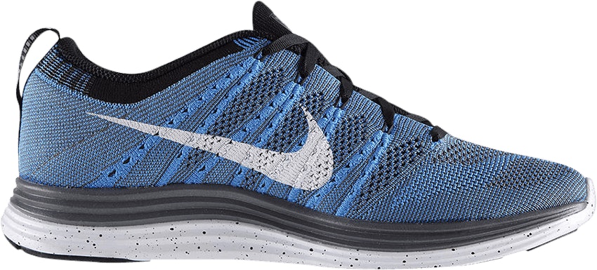 nike-flyknit-one-blue-glow-554887-411