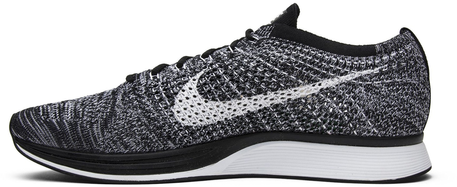 Nike Flyknit Racer 'Oreo 2.0' Sepatu Olahraga Pria 526628-012 Lookbook Nike Flyknit Racer 'Oreo 2.0' Sepatu Olahraga Pria 526628-012