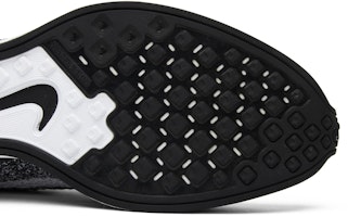 耐吉 Flyknit Racer 'Oreo 2.0' 526628-012 Sizing 耐吉 Flyknit Racer 'Oreo 2.0' 526628-012