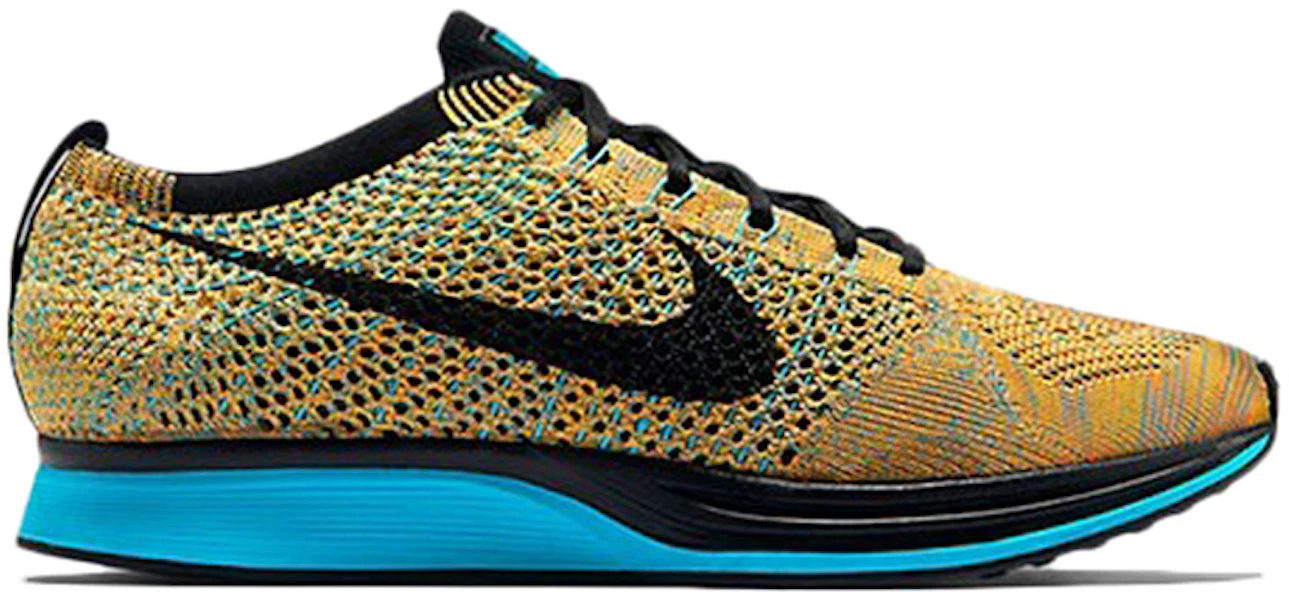 Nike Flyknit Racer "Sherbet" Scarpe da Corsa 526628-800 Lookbook Nike Flyknit Racer "Sherbet" Scarpe da Corsa 526628-800