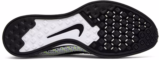 Shop 耐吉Flyknit Racer 'Volt' 2015 526628-011-15