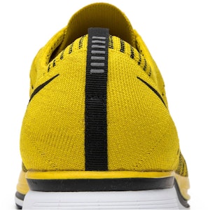耐克Flyknit Trainer 2017款 '鲜柠黄' AH8396-700 Sizing 耐克Flyknit Trainer 2017款 '鲜柠黄' AH8396-700