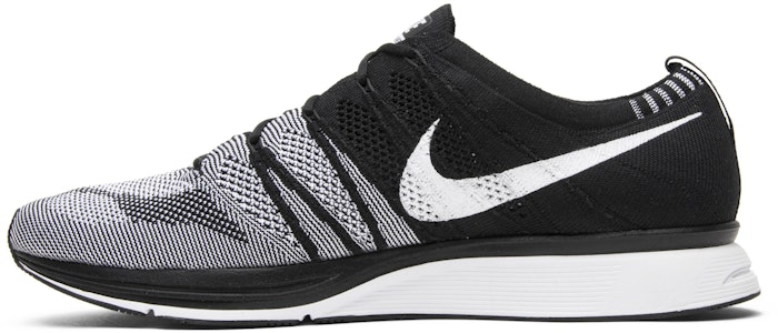 耐吉Flyknit Trainer 2018 ‘Oreo’ AH8396-005 Lookbook 耐吉Flyknit Trainer 2018 ‘Oreo’ AH8396-005