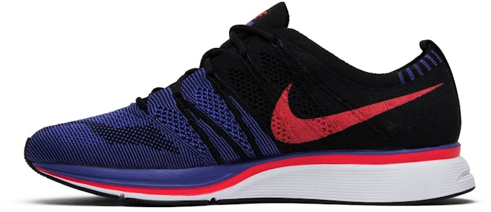 나이키 플라이니트 트레이너 '시렌 레드 퍼시안 바이올렛' AH8396-003 Lookbook 나이키 플라이니트 트레이너 '시렌 레드 퍼시안 바이올렛' AH8396-003