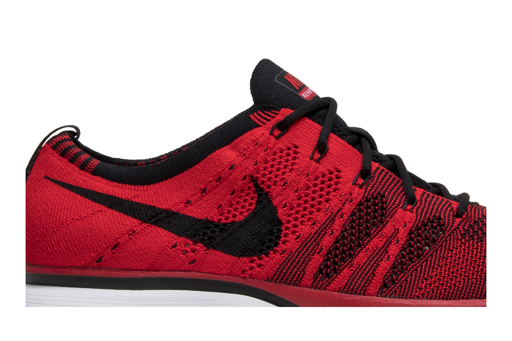 Lookbook 耐克Flyknit Trainer“大学红” AH8396-601