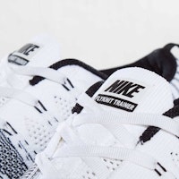 Nike Flyknit Trainer 'Putih Hitam' 532984-100 Lookbook Nike Flyknit Trainer 'Putih Hitam' 532984-100
