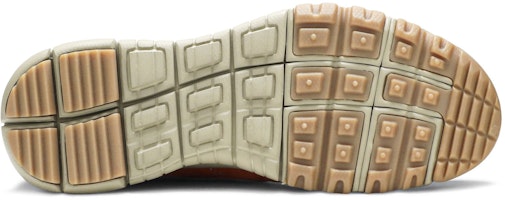 나이키 플라이니트 트레이너 츄카 SFB '시나바' 652961-660 Shop 나이키 플라이니트 트레이너 츄카 SFB '시나바' 652961-660