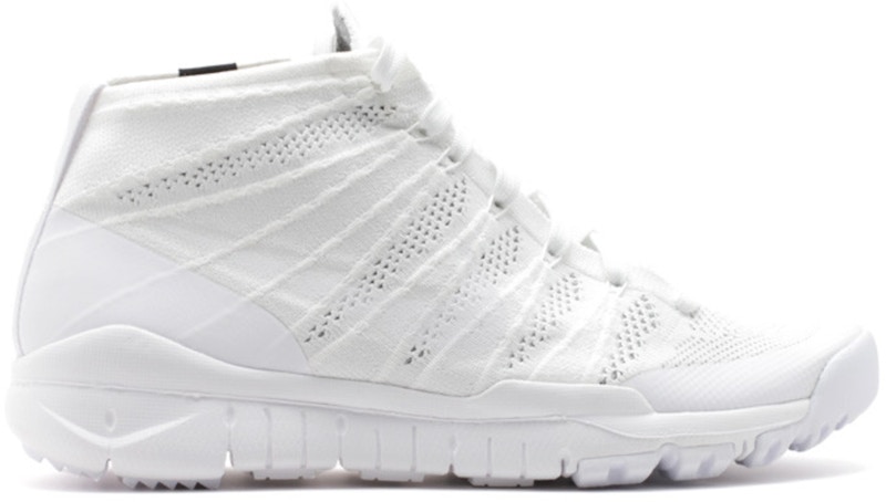 flyknit chukka sfb