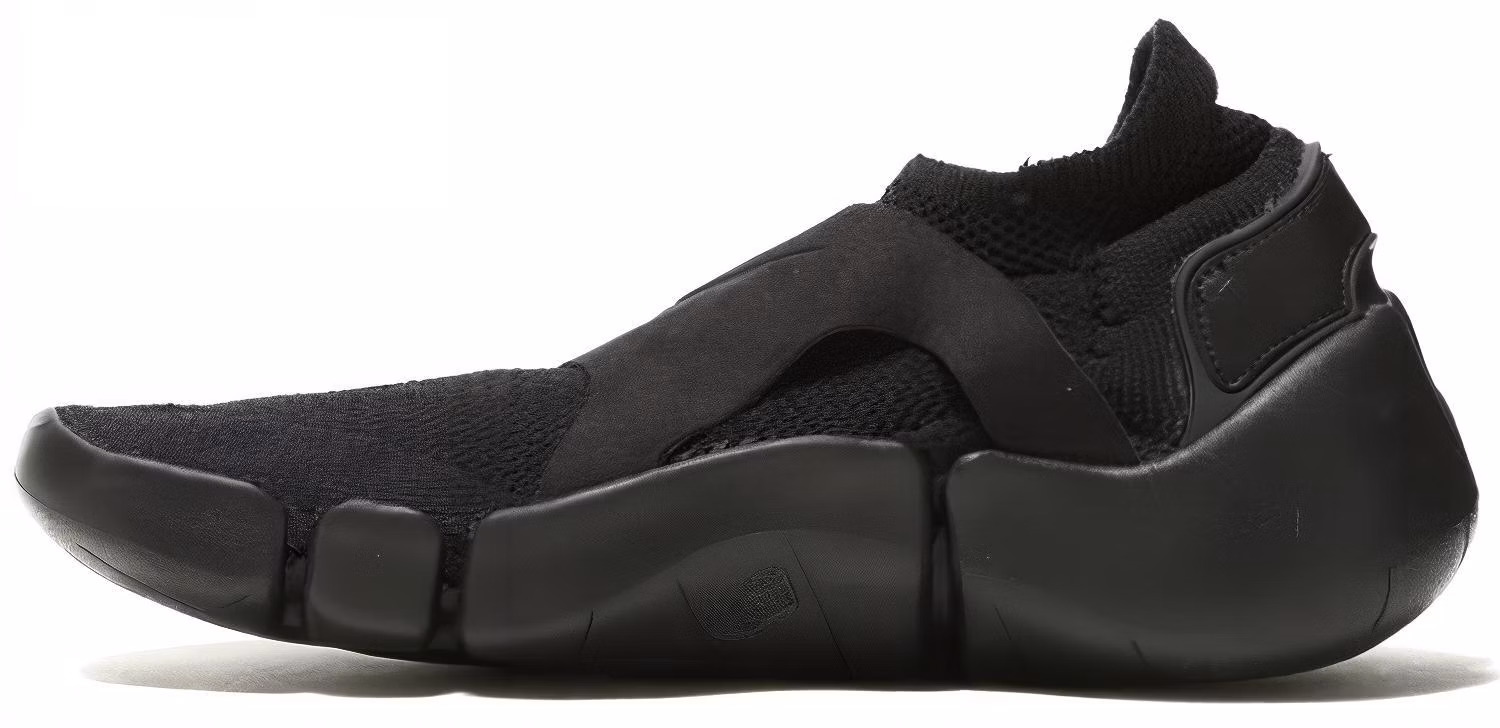 nike-footscape-flyknit-dm-triple-black-ao-2611-003