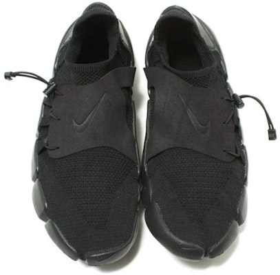 Nike Footscape Flyknit DM 'Triple Black' AO2611-003 Lookbook Nike Footscape Flyknit DM 'Triple Black' AO2611-003