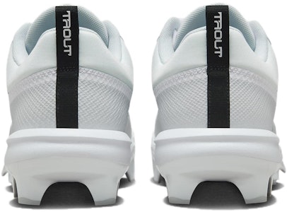 Nike Force Trout 9 Pro MCS 'Putih Hitam' FB2908-100 Lookbook Nike Force Trout 9 Pro MCS 'Putih Hitam' FB2908-100