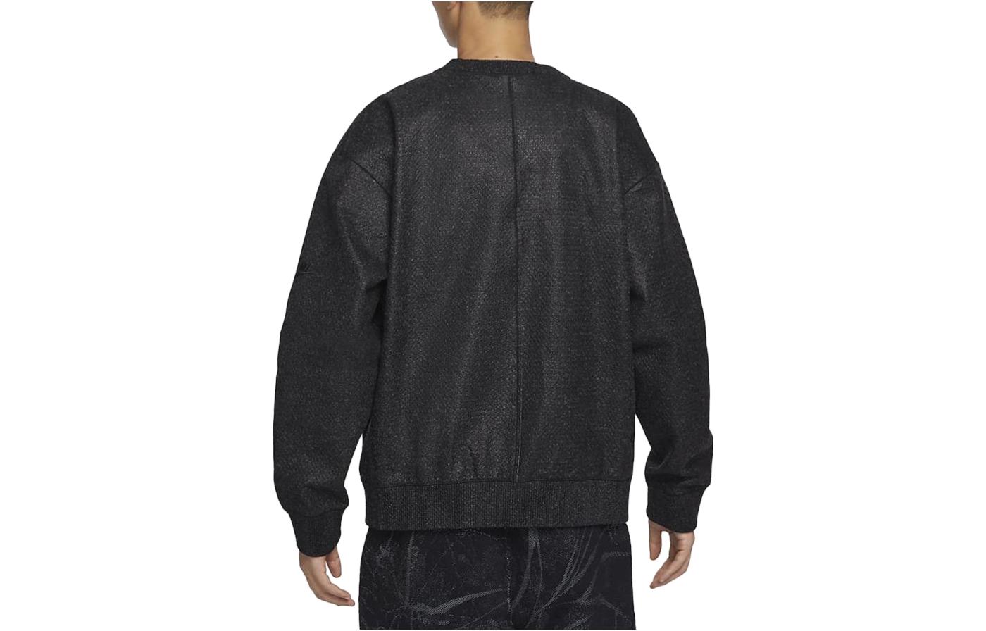 Lookbook Nike Forward Crewneck Sweatshirt Hitam Baju Sukan Kasual FB7432-060