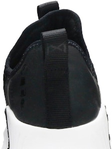 Nike Free Metcon 3 'Hitam' CJ0861-010 Sizing Nike Free Metcon 3 'Hitam' CJ0861-010