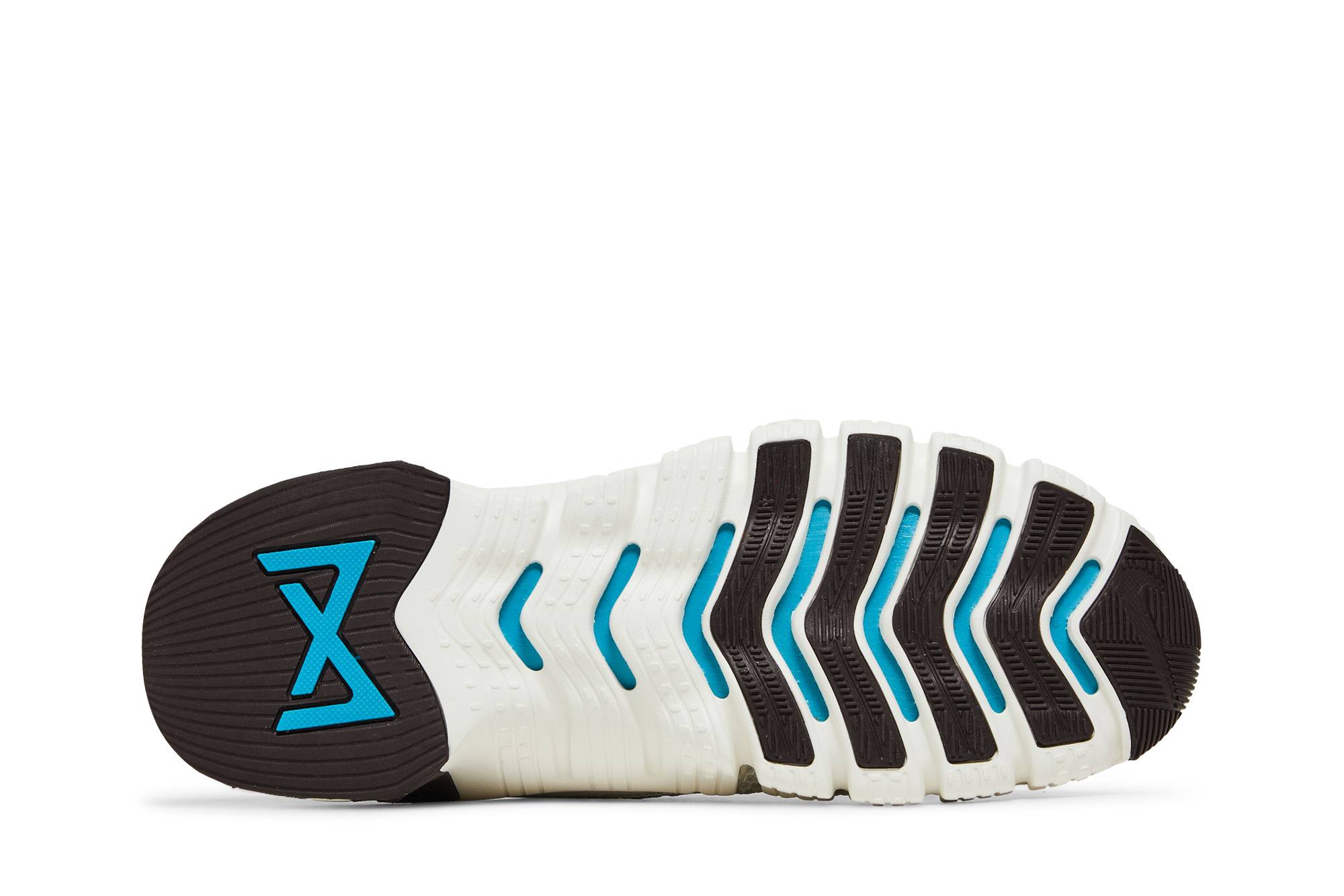 Shop 스포츠 DNA, 나이키 프리 멧콘 4 '메이드 프롬 스포츠' DH2726-091