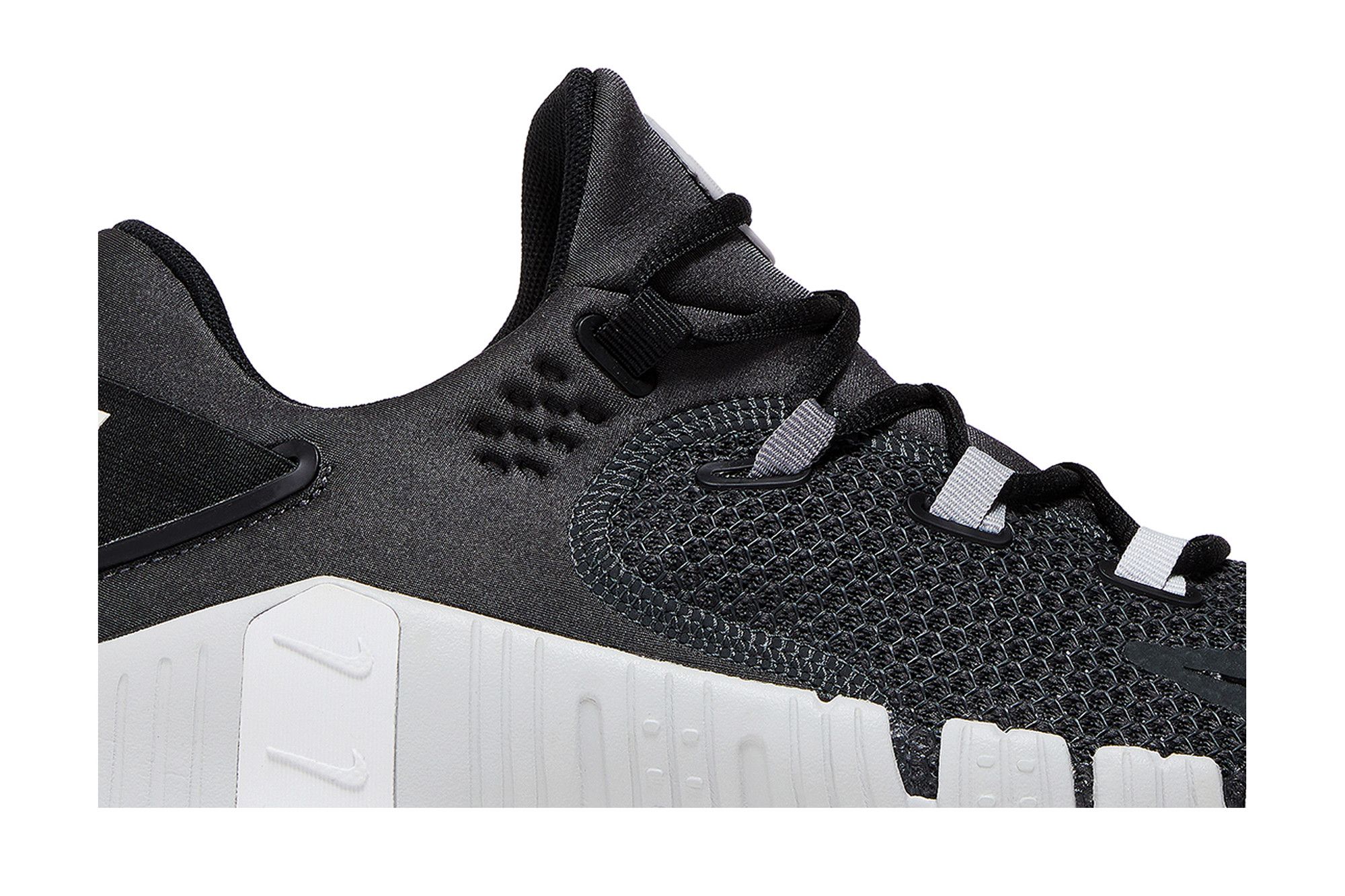 Order Nike Free Metcon 4 AMP ''Grigio Fumo Scuro Nero'' DZ6326-001