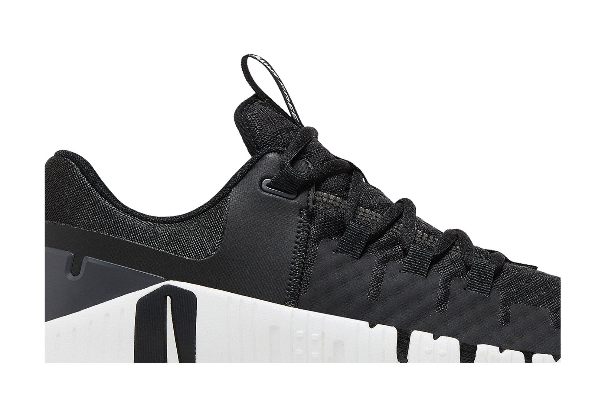 Lookbook Nike Free Metcon 5 'Hitam Putih' DV3949-001