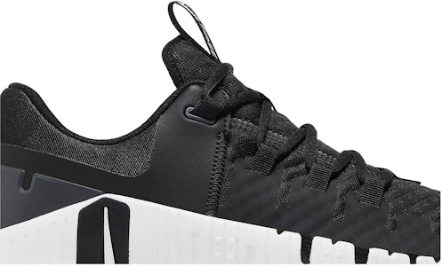 ナイキ フリー メトコン 5 "ブラック/ホワイト" DV3949-001 Order ナイキ フリー メトコン 5 "ブラック/ホワイト" DV3949-001