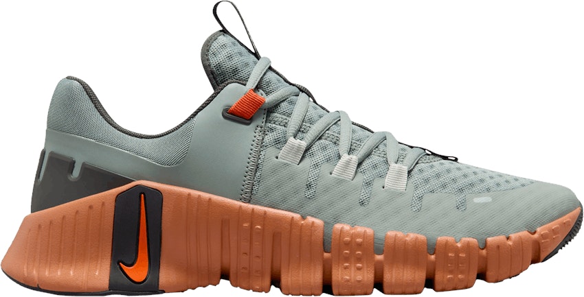 nike-free-metcon-5-mica-green-campfire-orange