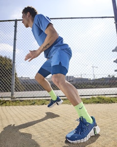 ナイキ フリー メトコン 5 DV3949-401 4