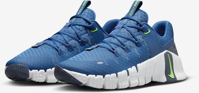 ナイキ フリー メトコン 5 DV3949-401 Details for ナイキ フリー メトコン 5 DV3949-401