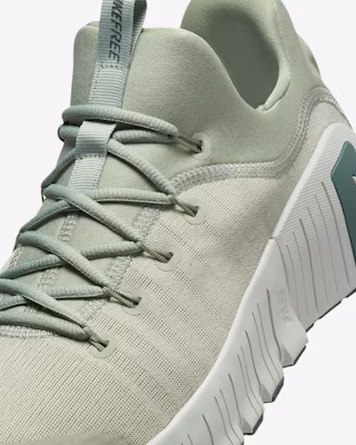 耐克自由Metcon 6 '翡翠绿光' FJ7127-301 Sizing 耐克自由Metcon 6 '翡翠绿光' FJ7127-301