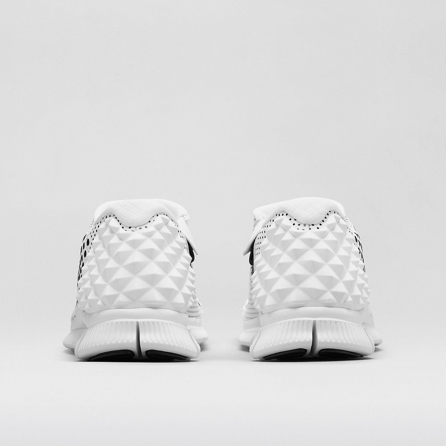Purchase Nike Free Orbit 2 耐磨透氣 低幫 生活休閒鞋 男款 白色